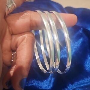 925 Sterling Silver Pretty And Sleek Bangles Set Of Three Ladies Size 8